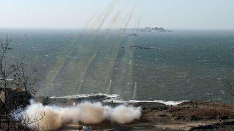View of live fire exercises in the West (Yellow) Sea conducted by two KPa island defense units (Photo: Rodong Sinmun)