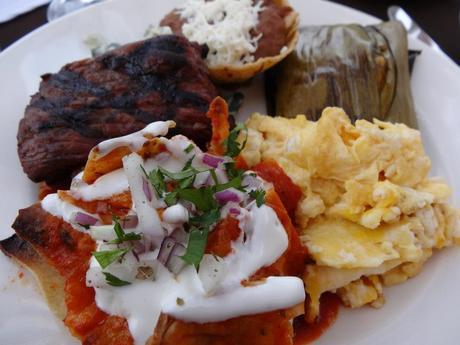 Breakfast at Villa del Palmar at the Islands of Loreto