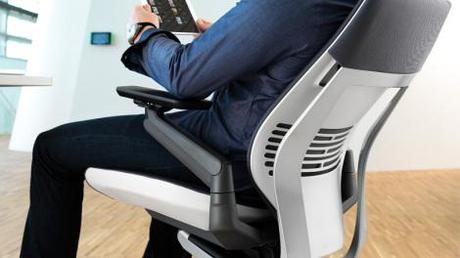 gesture-chair-featured