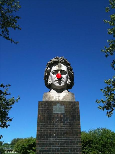 The Nightly London Photoblog For Red Nose Day 2013 15:03:13