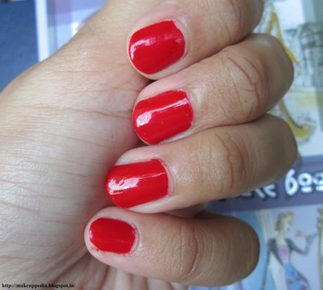 Maybelline coloroma nail paint in GABRIELE