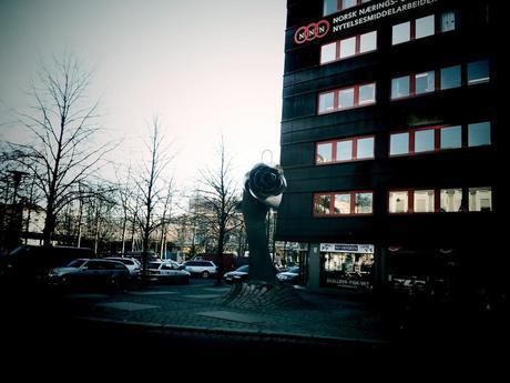 Grønland, Oslo - Rose sculpture by Spektrum