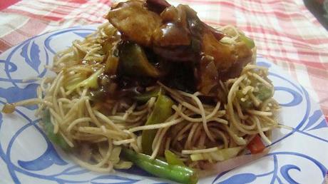 Schezuan Stir Fried Chicken and Veggie Noodles and a contest