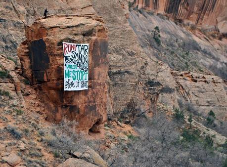 Utah banner drop