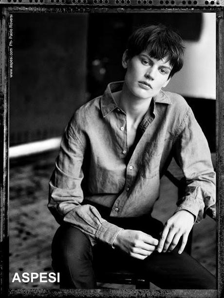 NATALIA VODIANOVA, GUINEVERE VAN SEENUS, STELLA TENNANT AND SASKIA DE BRAUW POSE FOR PAOLO ROVERSI IN ASPESI SPRING 2013 CAMPAIGN