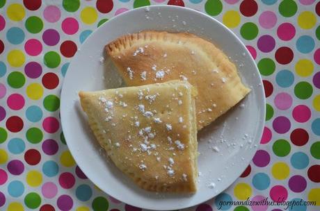 Guest Blogger: Gormandize with A-dizzle & K-bobo – Samoan Pineapple Turnovers (Paifala)