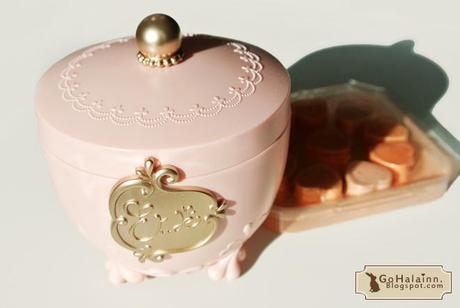 Etude House Etoinette Heart Blusher OR202 Coral Masquerade Review