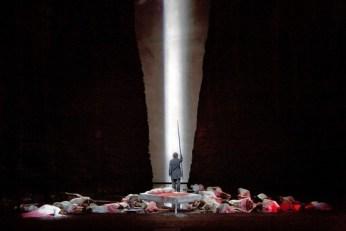 Parsifal: End of Act II (Ken Howard / Met Opera)