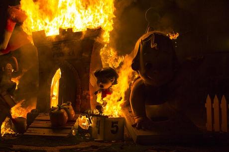 Las Fallas burning II by Monsabor