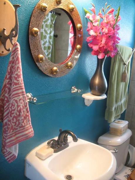 Bathroom mini makeover