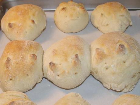 Bunny Rolls/Kelli’s Retro Kitchen Arts