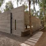 Omnibus House by Gubbins Arquitectos