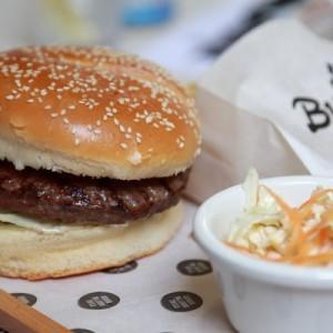 Lets_Burger_Blueberry_Square_Dbayeh30