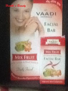 Vaadi Herbals Facial Bar-Mix Fruit with Lemon and Peach extract