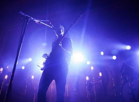 gwil 1 620x455 ALT JS CHILLINGLY BEAUTIFUL SET AT WEBSTER HALL [PHOTOS]