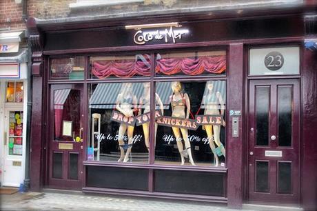 In and Around London... Dummy London