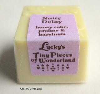 Lucky's Tiny Pieces of Wonderland Review (Bestsellers)