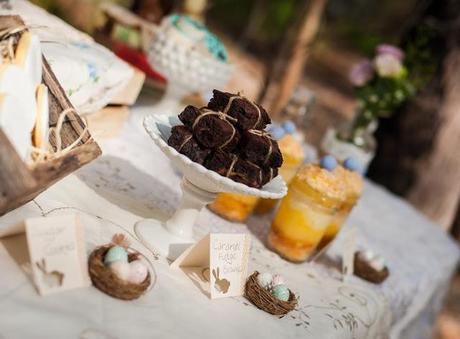 Vintage Easter Table by Hanging Pretty and Two Red Sparrows