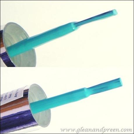 Maybelline Express Finish Turquoise Lagoon Brush