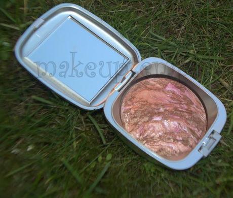 525PR Makeup City Baked Mineral Blush Fusion Peach Frost Swatches