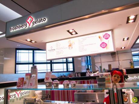 Gelato Froshberg Gelato: Ferrero Rocher & Peach-Mango