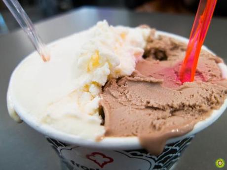 Froshberg Gelato: Ferrero Rocher & Peach-Mango IMG_2491