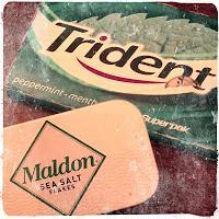 Random Thursday: What's In My Purse...