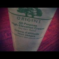 Random Thursday: What's In My Purse...