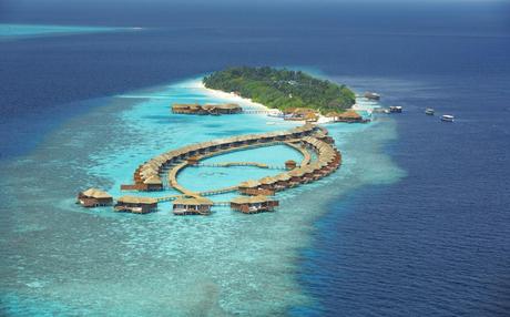 http://www.home-designing.com/wp-content/uploads/2011/12/maldives-resort-birdseye.jpg