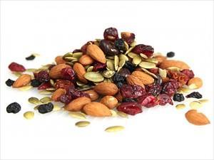 Healthy snacks for traveling