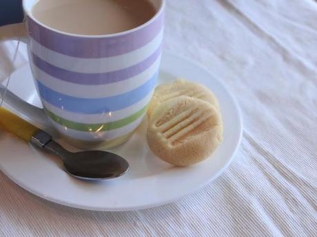 Custard Powder Cookies