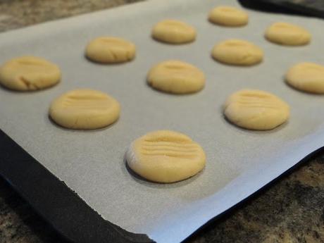 Custard Powder Cookies