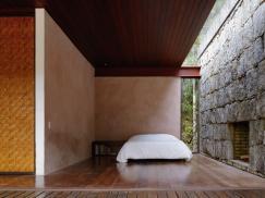 Rio Bonito House by Carla Juacaba