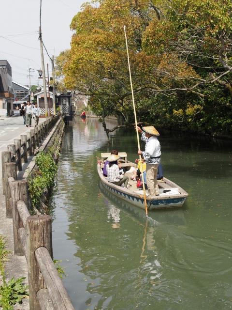 P3300064 柳川，ドンコ舟に揺られて / Yanagawa,the city of water