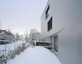 Apartment building in Lausanne by PRS architectes
