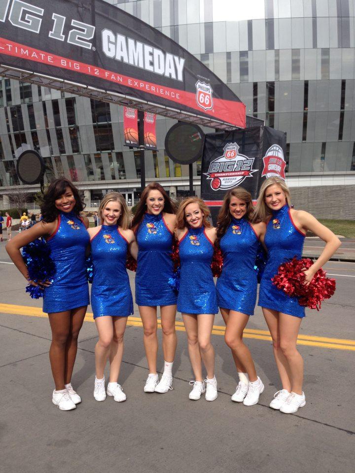 Cheerleaders Who Should Be Headed To The Final Four: Kansas