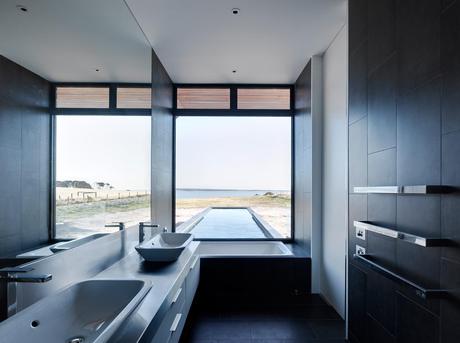 Beached House by BKK Architects 8
