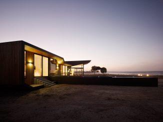 Beached House by BKK Architects