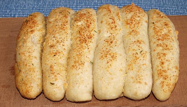 Crockpot Parmesan Garlic Bread sticks/Kelli’s Retro Kitchen Arts