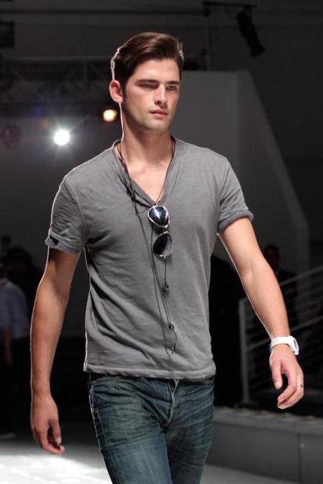 SEAN O’PRY Male Model of the Moment