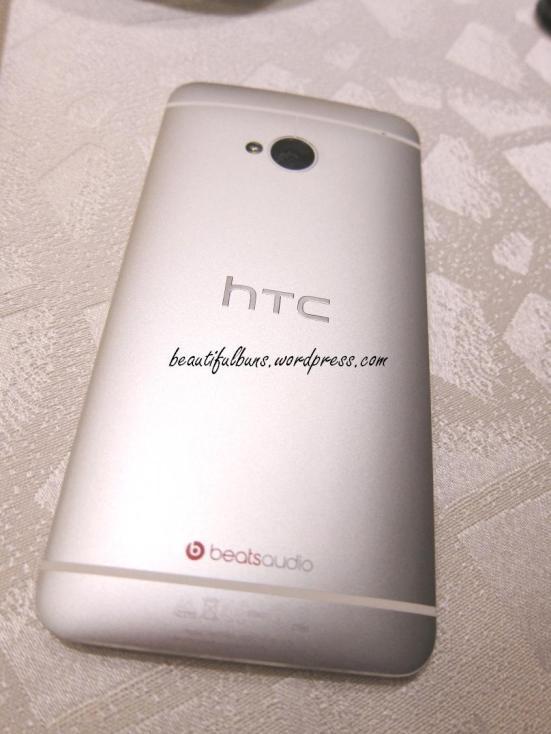 HTC One (3)