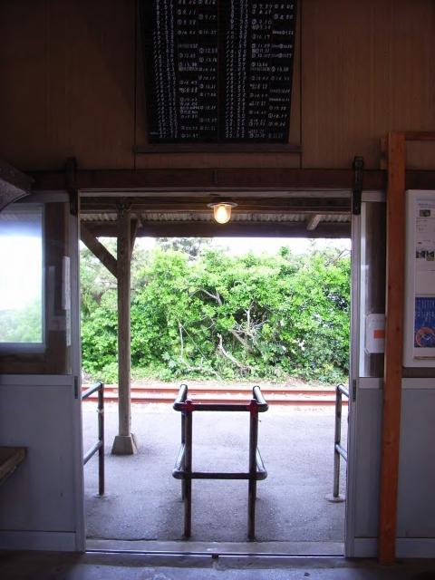 R0014336 潮風を受けて走る銚子電気鉄道 / Choshi Electric Railway Line relishes the sea wind