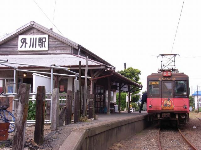 R0014349 潮風を受けて走る銚子電気鉄道 / Choshi Electric Railway Line relishes the sea wind