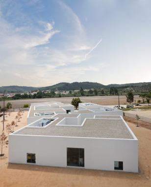 Centros Escolares by Aires Mateus