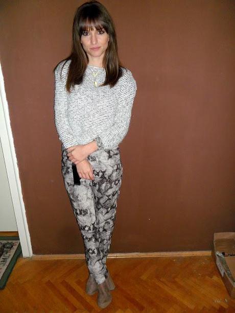 Snake print pants