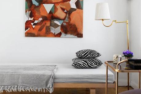 FUNCTIONAL & CHARMING