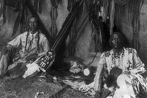 Native Americans: Portraits From A Century Ago