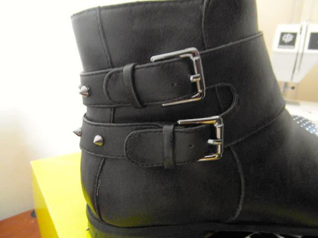 Shoe Unboxing - River Island Studded Ankle Boots