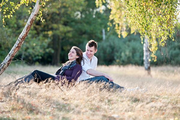 louise-bjorling-photographer-english-wedding-blog-advice-article-engagement-shoots