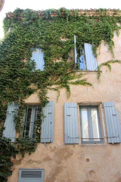 Provence--Gordes